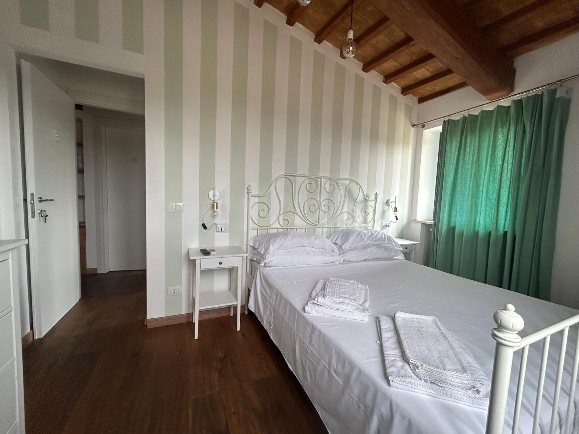 Ab B&B Ischia di Castro Exterior photo
